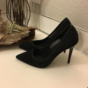 Mix No. 6 black heels